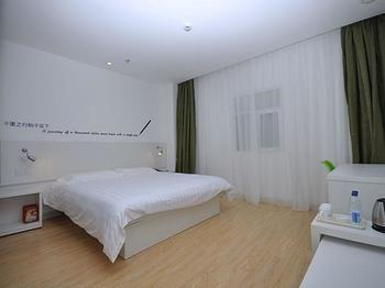 Motel 168 Shanghai Nanhui Huinan Subway Station Exterior photo